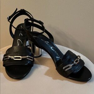 EUC Lola Cruz Elegant Trendy Black Mirrored Heels Silver Chain Detail size 37